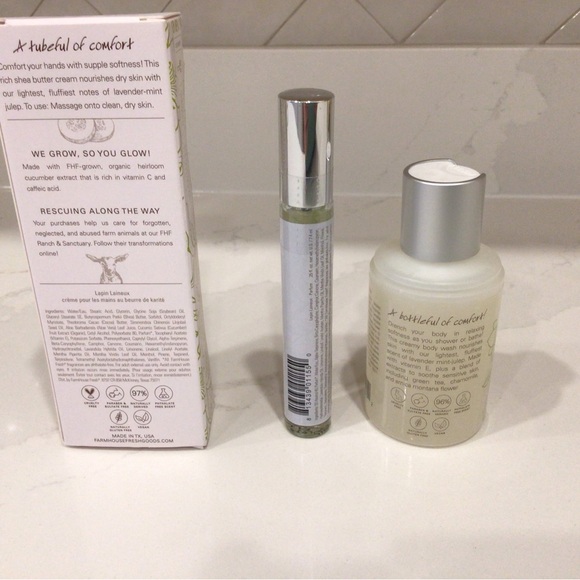 Farmhouse Fresh Fluffy Bunny 3-piece set hand cream, body wash & perfume - Picture 2 of 7